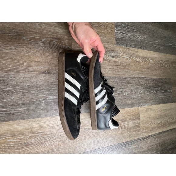 adidas gazelle silver green womens adidas Samba Classic Shoes, Black/White / 12.5